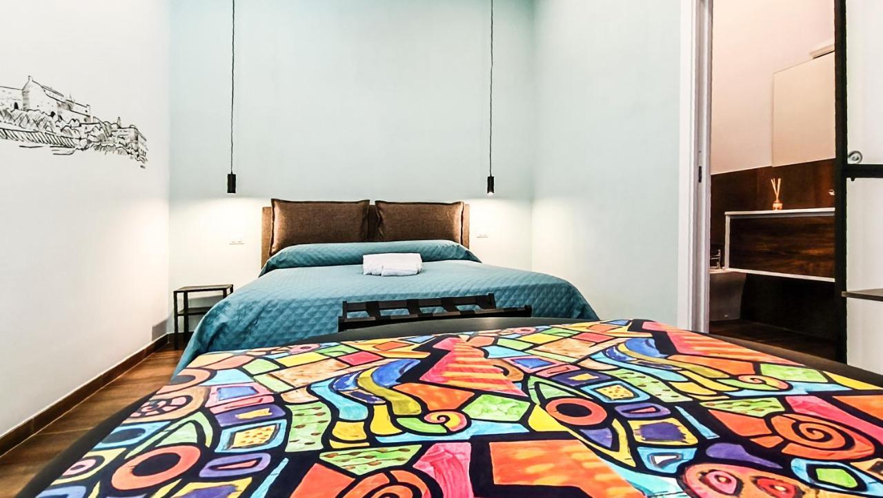 Casa Calu Castel Sant'Elmo Bed & Breakfast เนเปิลส์ ภายนอก รูปภาพ