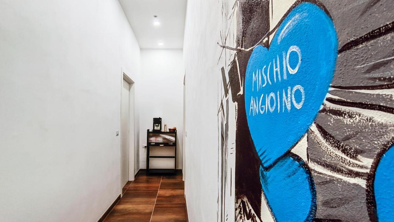 Casa Calu Castel Sant'Elmo Bed & Breakfast เนเปิลส์ ภายนอก รูปภาพ