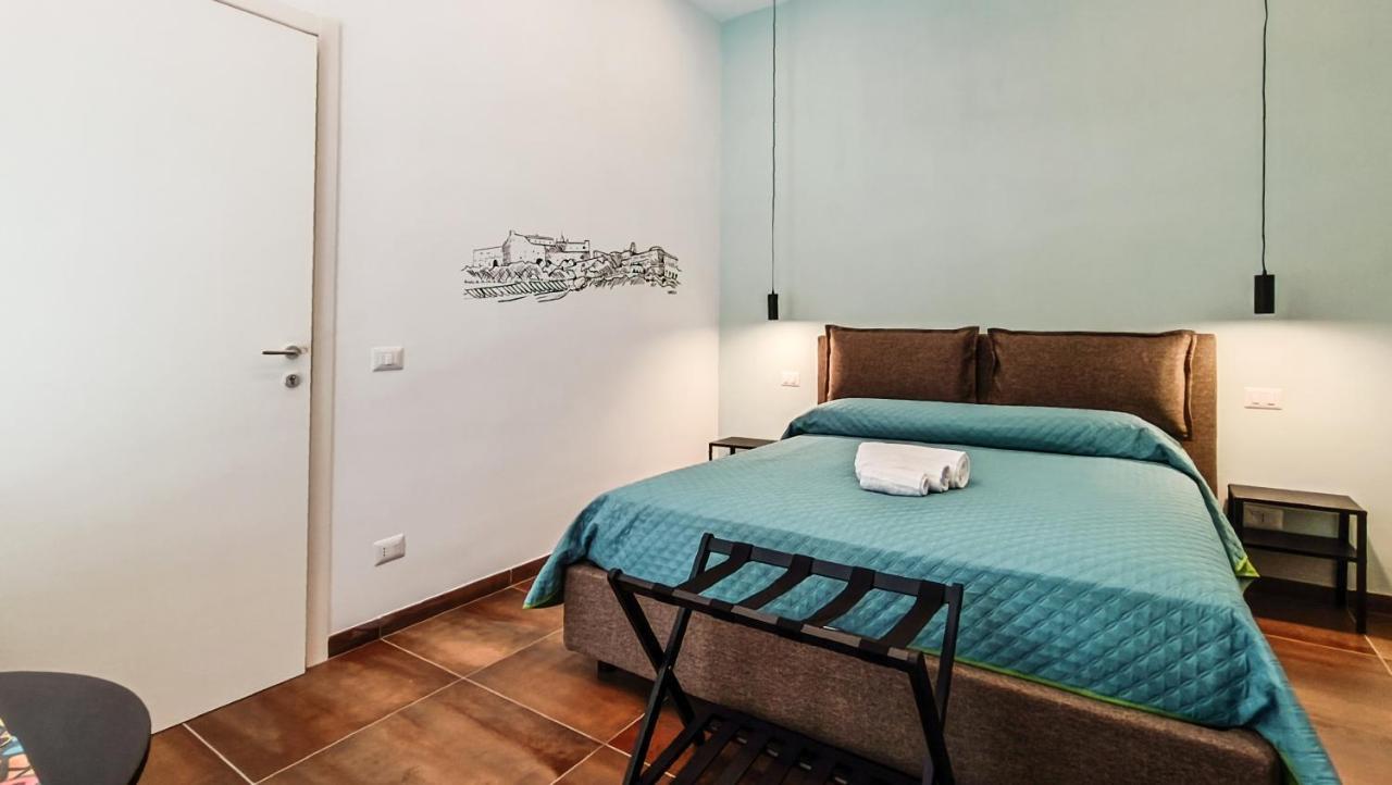 Casa Calu Castel Sant'Elmo Bed & Breakfast เนเปิลส์ ภายนอก รูปภาพ